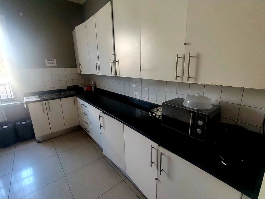 10 Bedroom Property for Sale in Quigney Eastern Cape